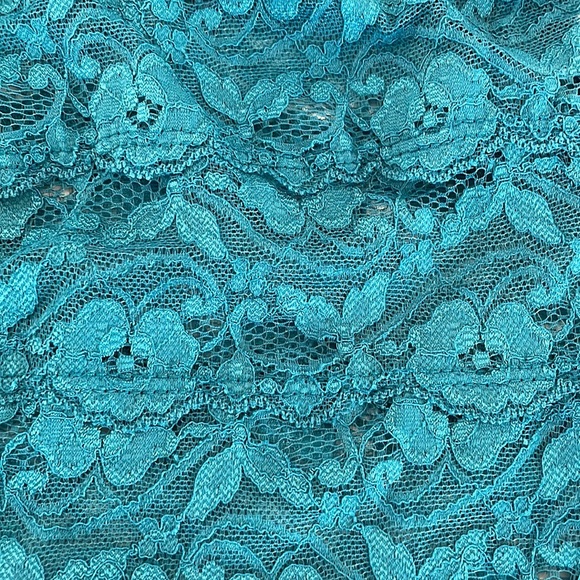 (2/$20) Pins & Needles turquoise Lace Tank - S - Picture 3 of 7